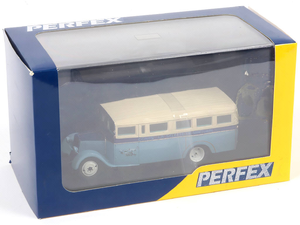 Lot 104 - PERFEX (CHINE) (1)