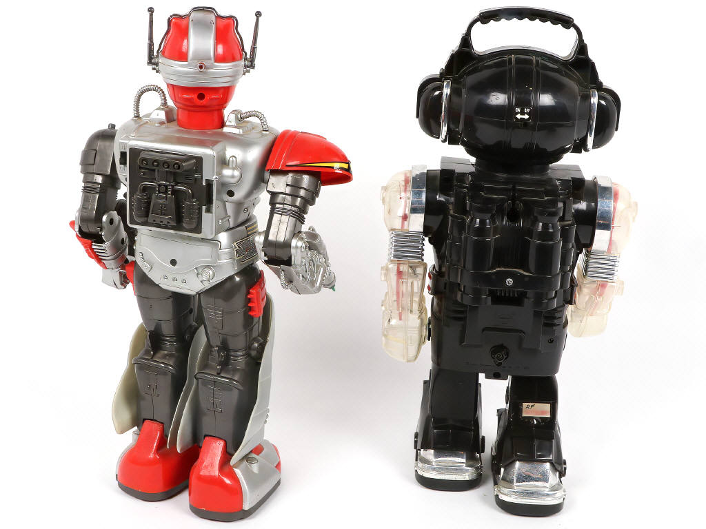 Lot 54 - DIVERS (5)
