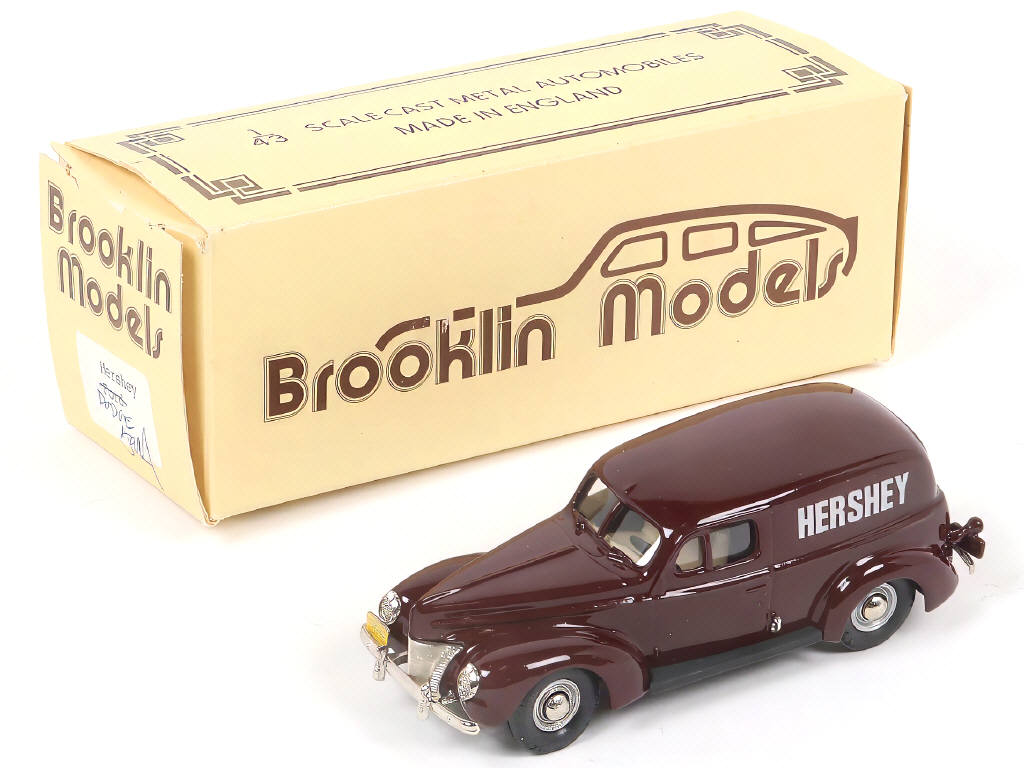 Lot 221 - BROOKLIN MODELS (GB) (1)