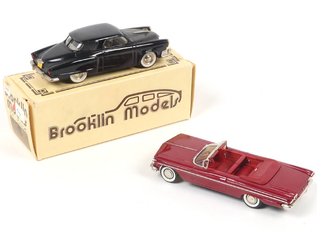 Lot 242 - BROOKLIN MODELS (GB) (2)