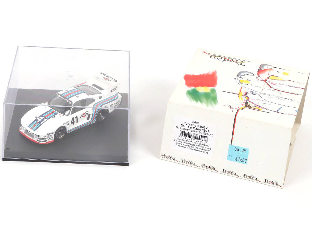 Lot 175 - TROFEU (PORTUGAL) (4)