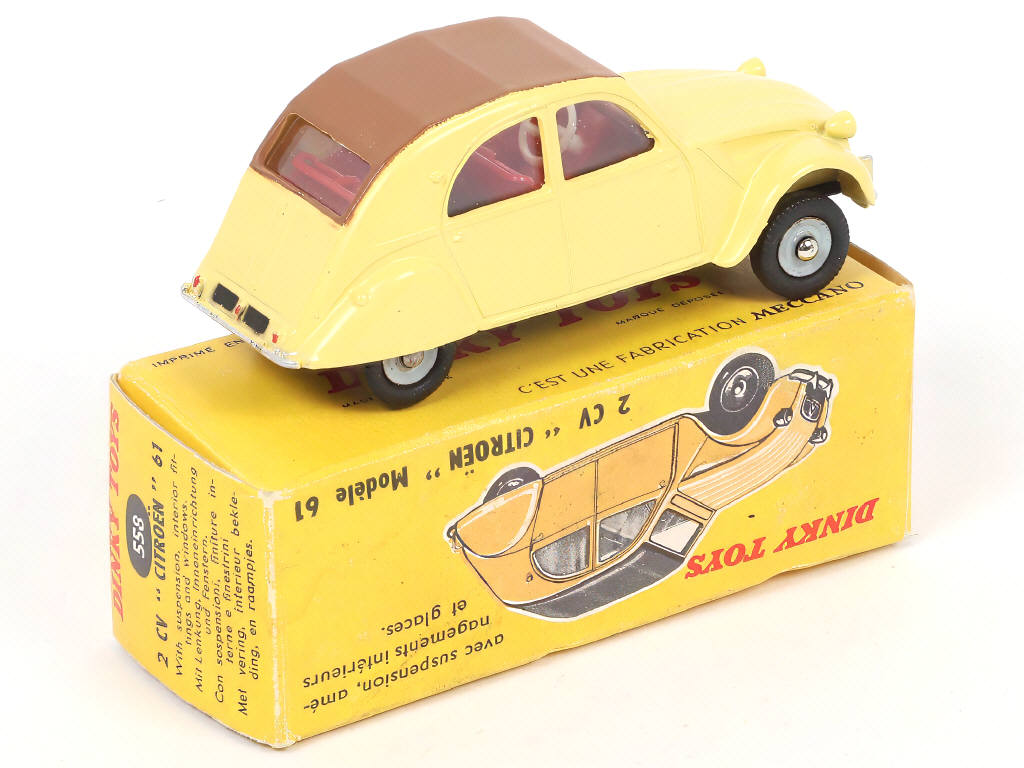 Lot 332 - DINKY TOYS (FRANCE) (1)