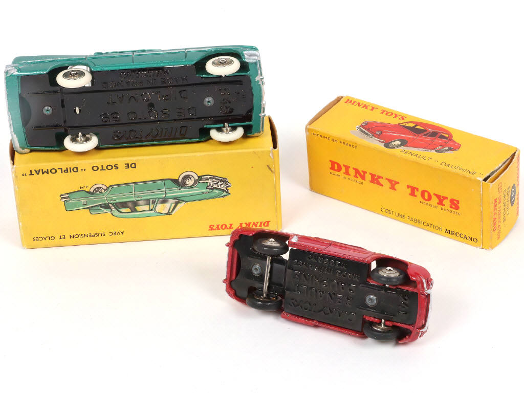 Lot 341 - DINKY TOYS (FRANCE) (2)