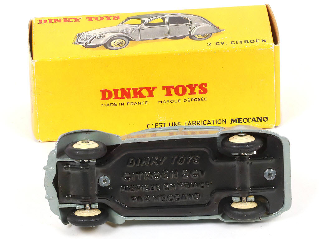Lot 331 - DINKY TOYS (FRANCE) (1)