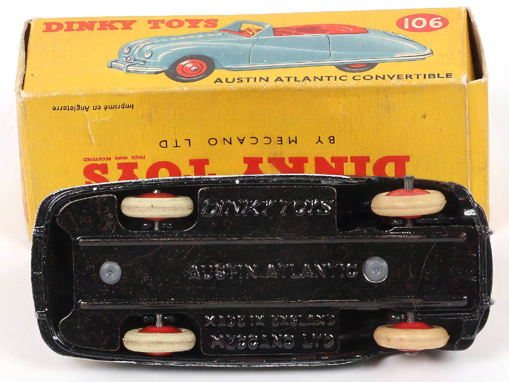 Lot 310 - DINKY TOYS (GB) (1)