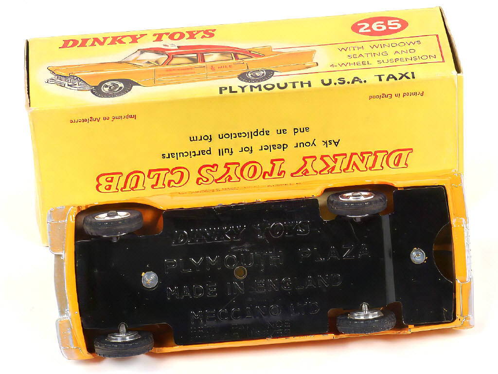 Lot 318 - DINKY TOYS (GB) (1)