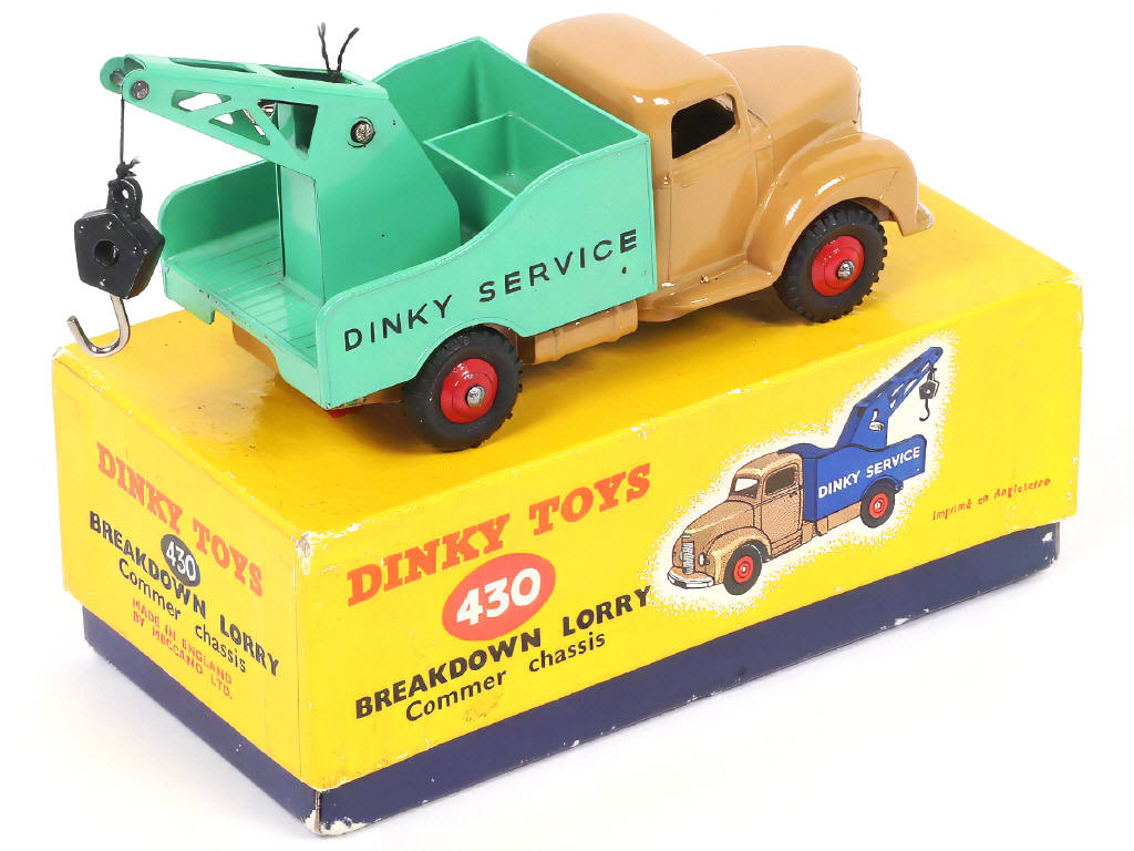 Lot 321 - DINKY TOYS (GB) (1)