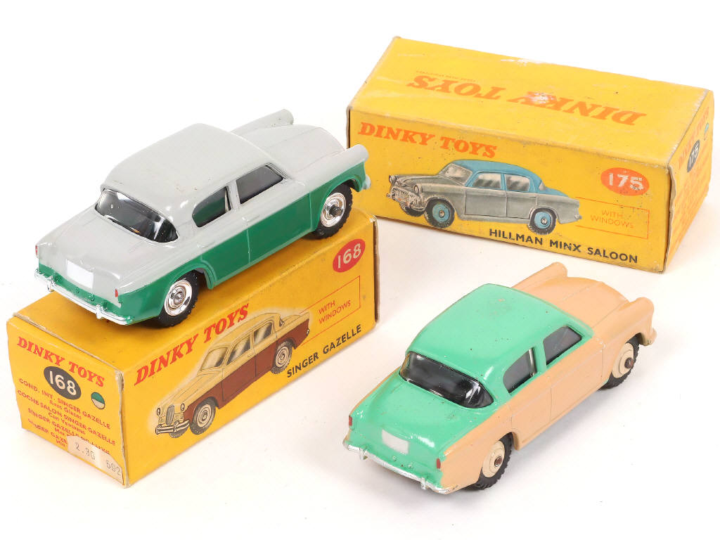 Lot 323 - DINKY TOYS (GB) (2)