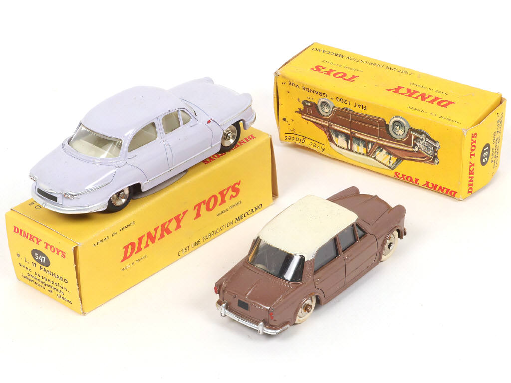 Lot 340 - DINKY TOYS (FRANCE) (2)
