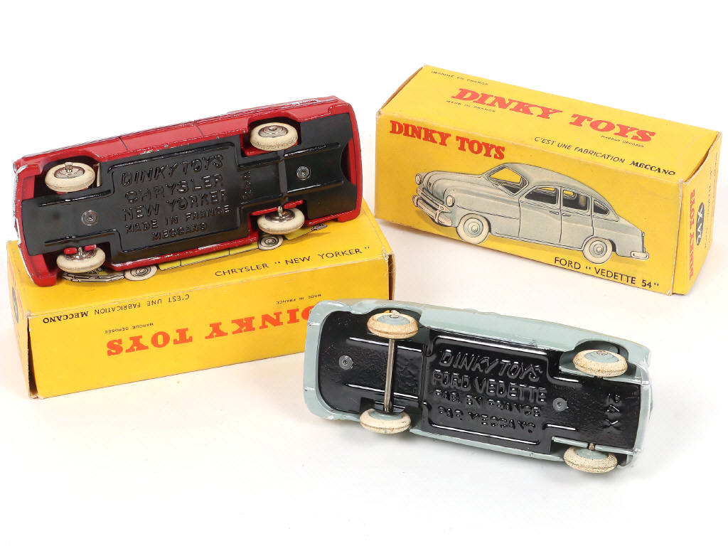 Lot 337 - DINKY TOYS (FRANCE) (2)