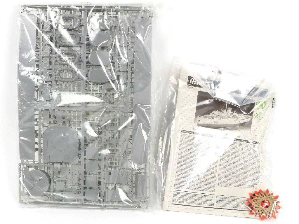 Lot 7 - REVELL (ALLEMAGNE) (1)