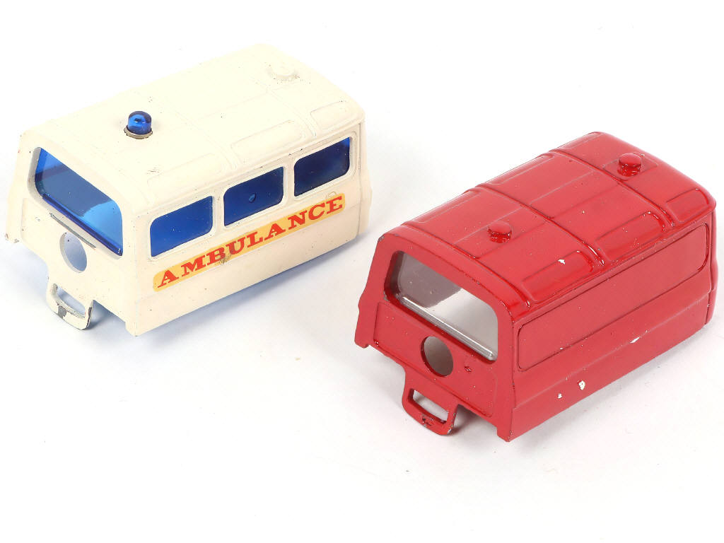 Lot 255 - CORGI TOYS (GB) (1)