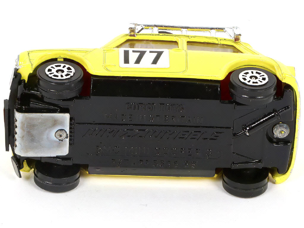 Lot 251 - CORGI TOYS (GB) (1)