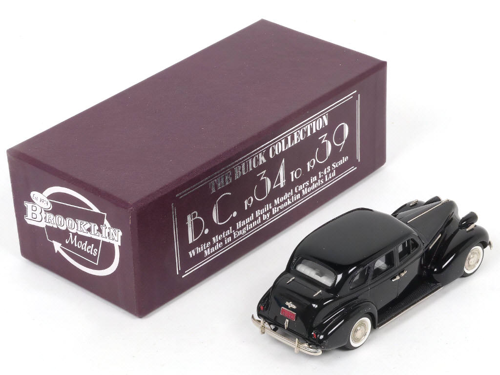 Lot 238 - BROOKLIN MODELS (GB) (1)