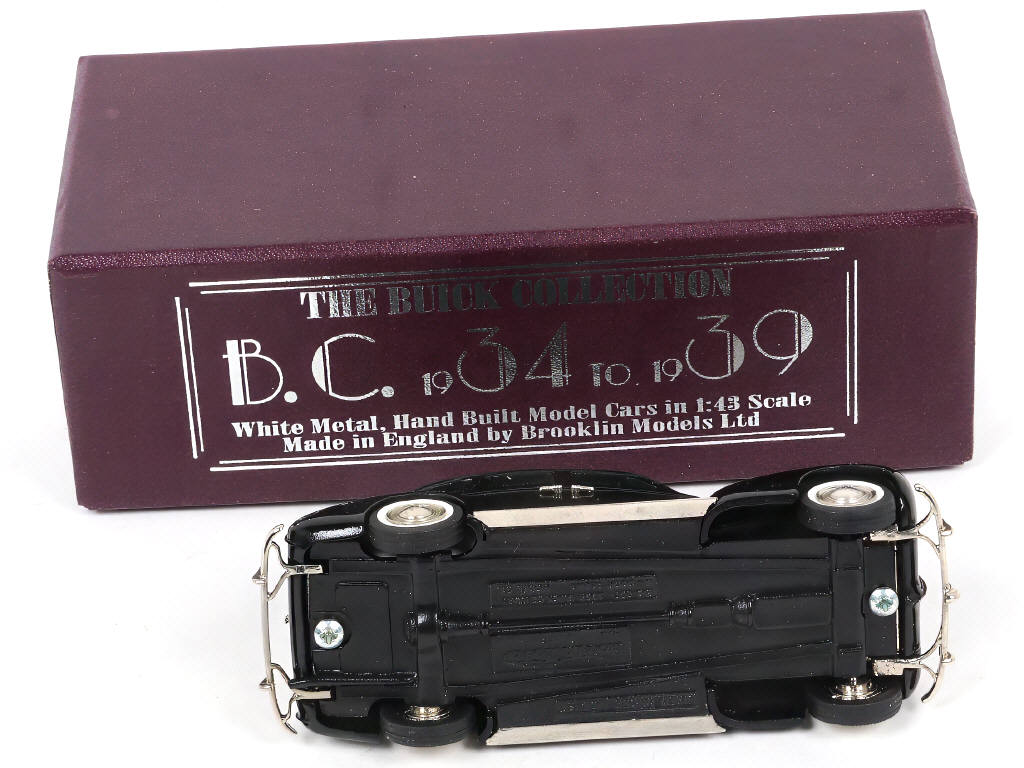 Lot 238 - BROOKLIN MODELS (GB) (1)