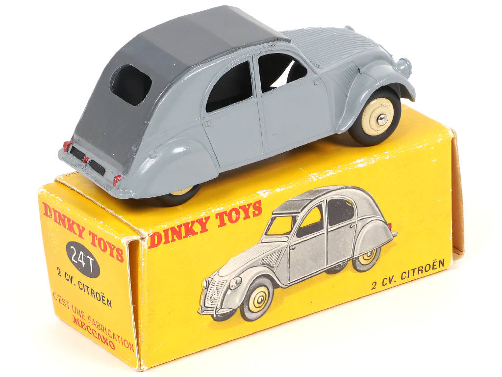 Lot 291 - DINKY TOYS (FRANCE) (1)