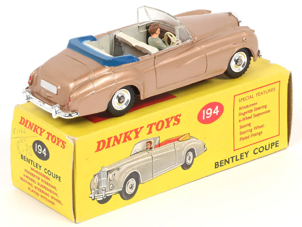 Lot 200 - DINKY TOYS (GB) (1)