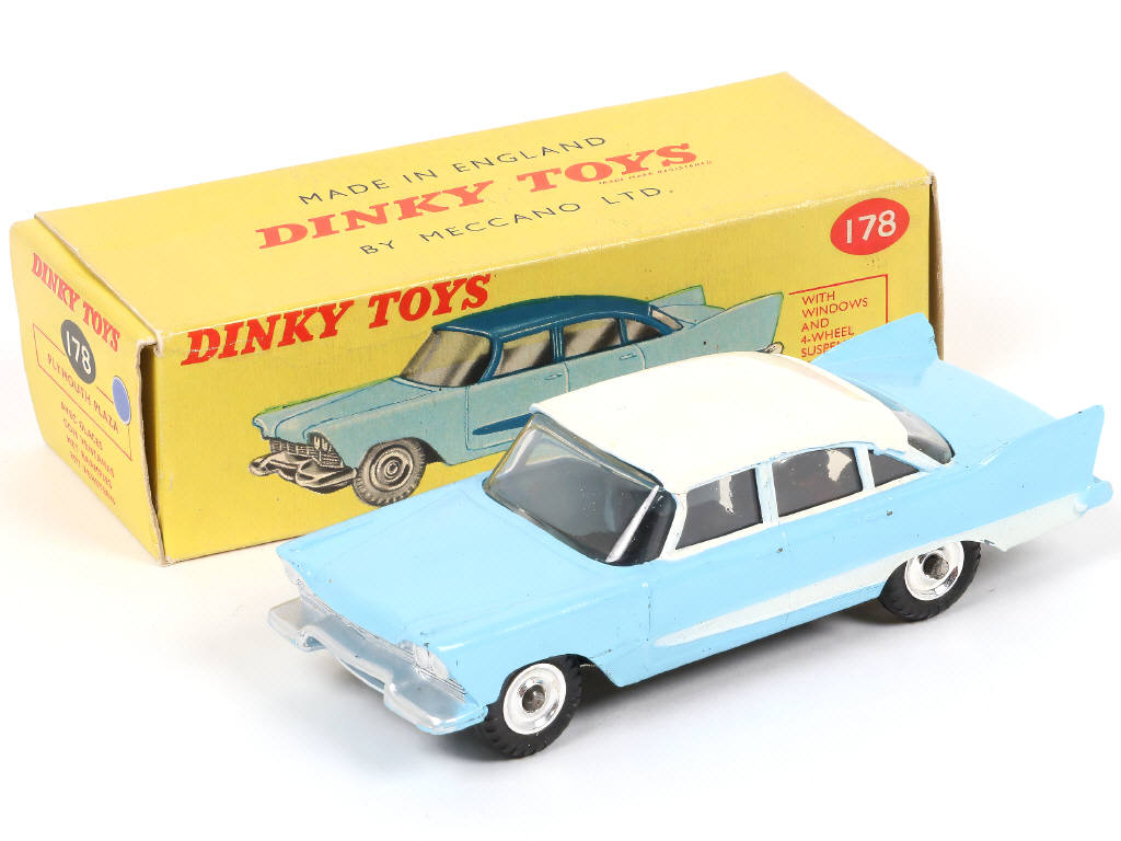 Lot 195 - DINKY TOYS (GB) (1)