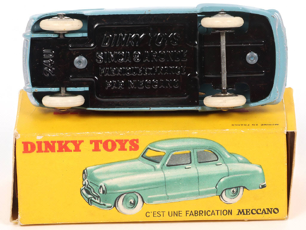 Lot 295 - DINKY TOYS (FRANCE) (1)