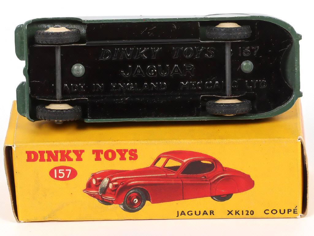 Lot 186 - DINKY TOYS (GB) (1)