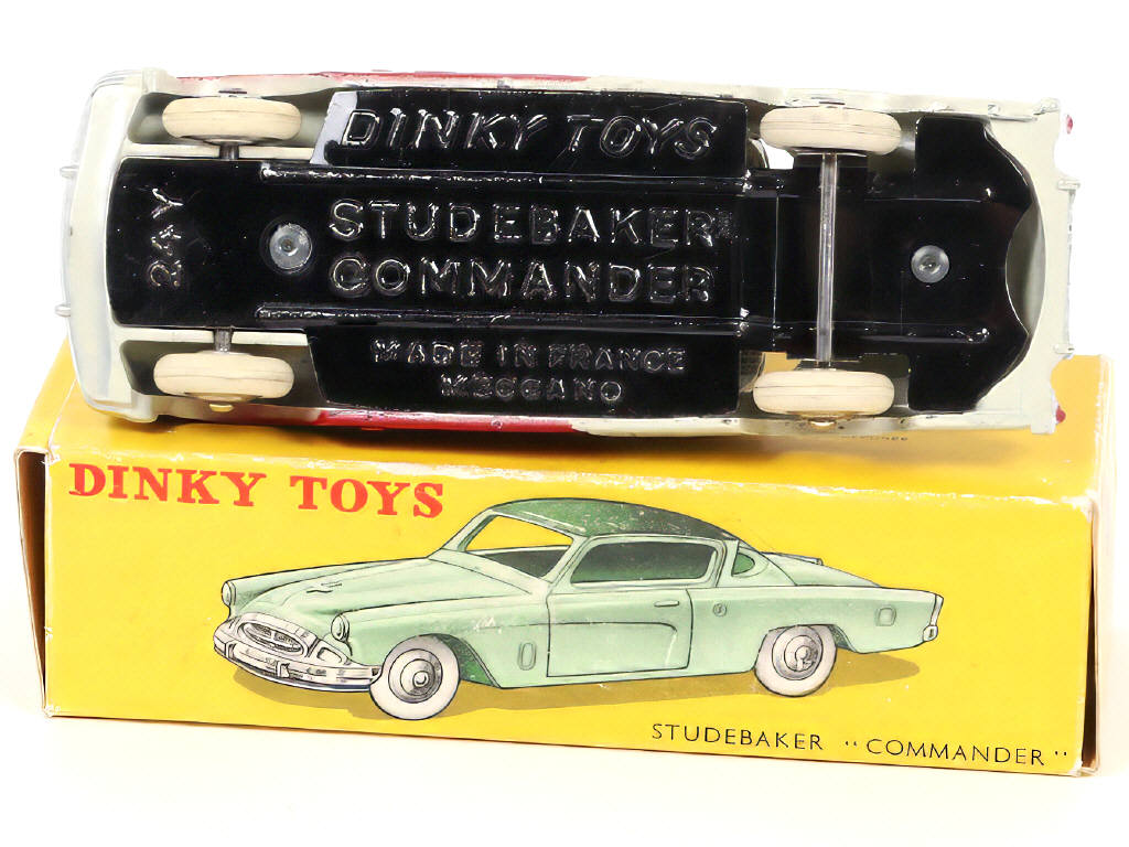 Lot 299 - DINKY TOYS (FRANCE) (1)