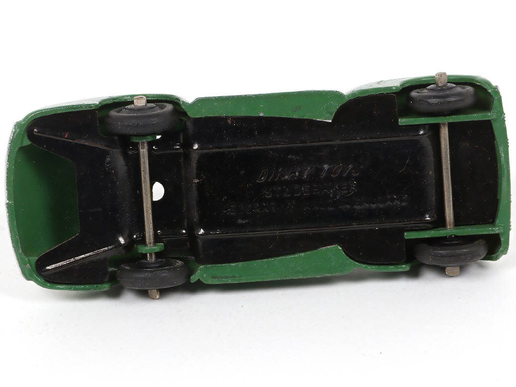 Lot 169 - DINKY TOYS (GB) (1)