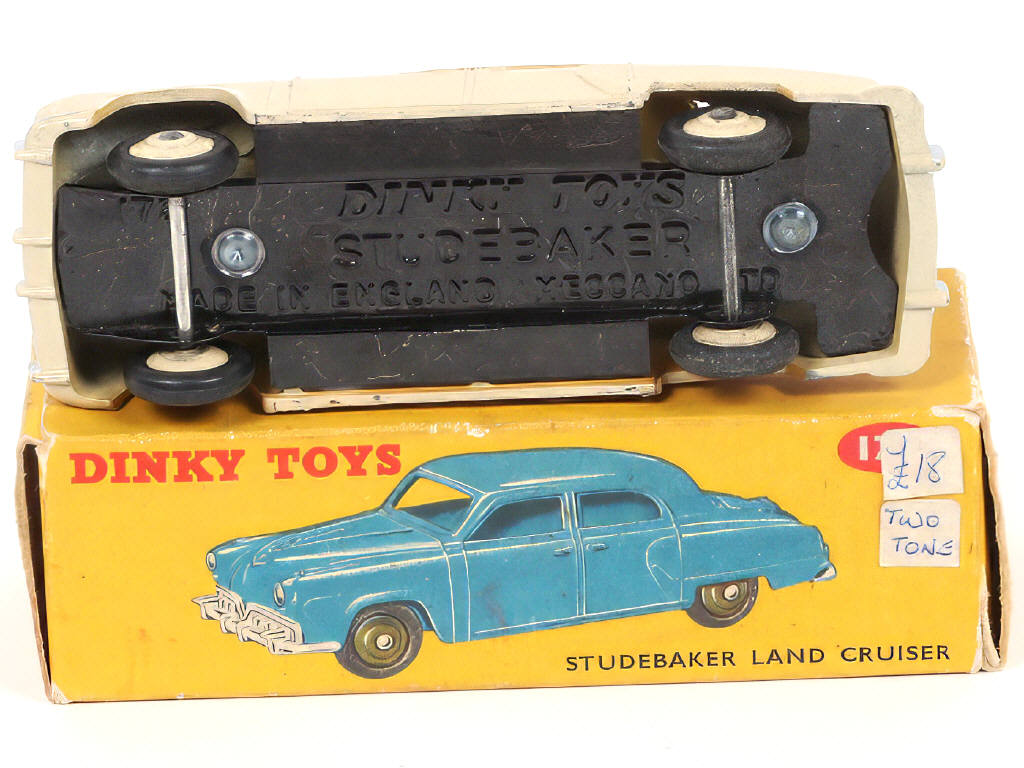 Lot 194 - DINKY TOYS (GB) (1)