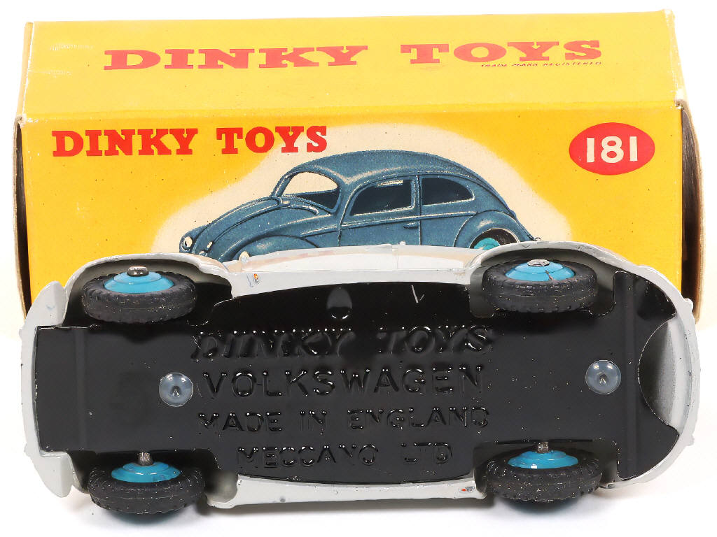 Lot 197 - DINKY TOYS (GB) (1)
