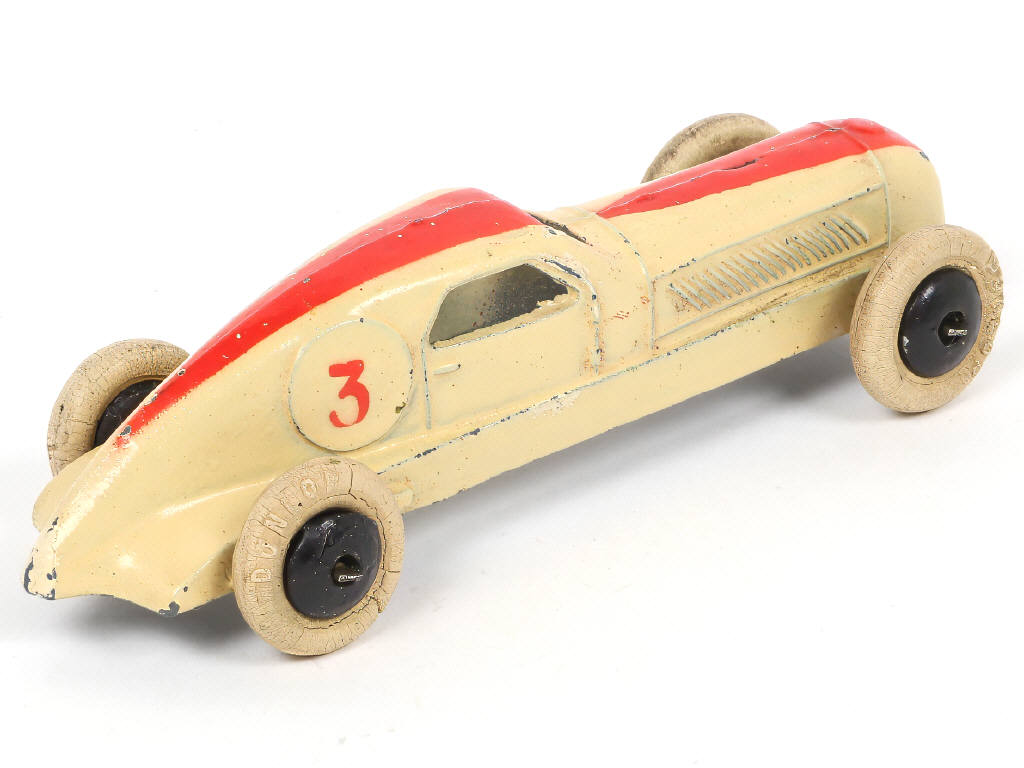Lot 259 - DINKY TOYS (FRANCE) (1)