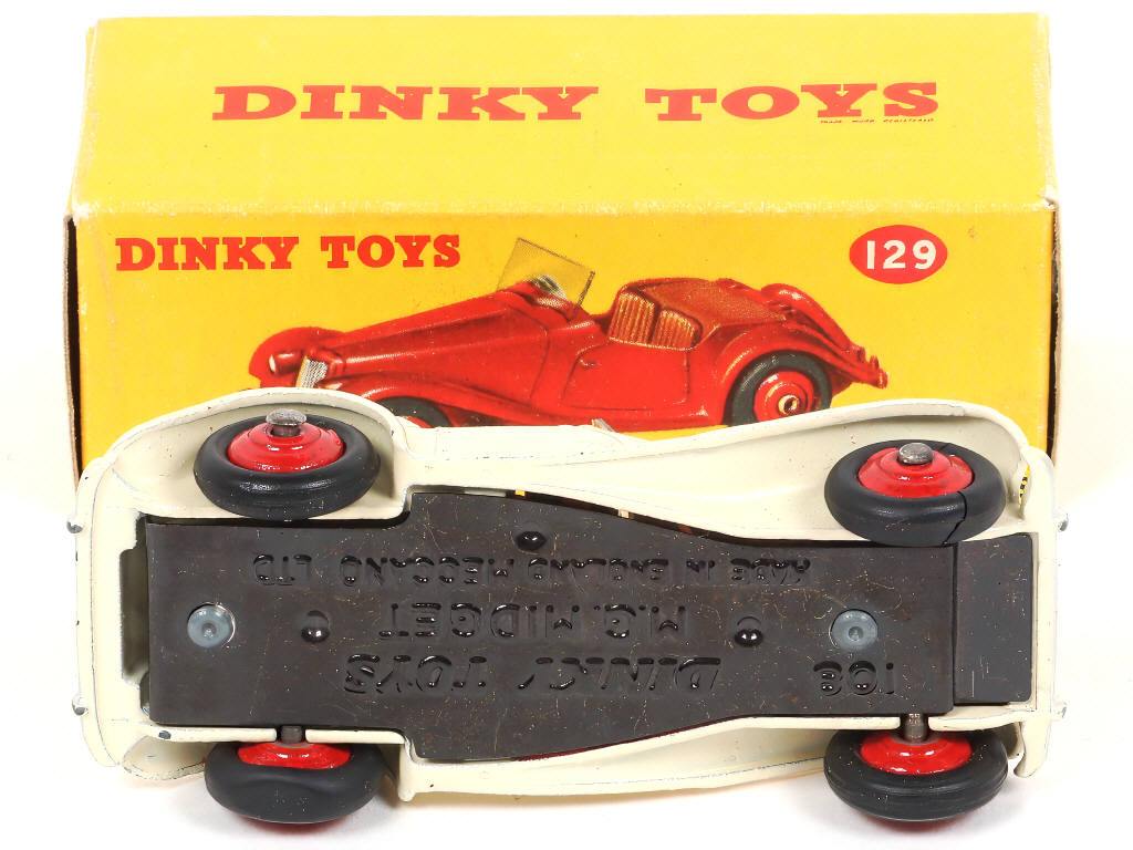 Lot 182 - DINKY TOYS (GB) (1)