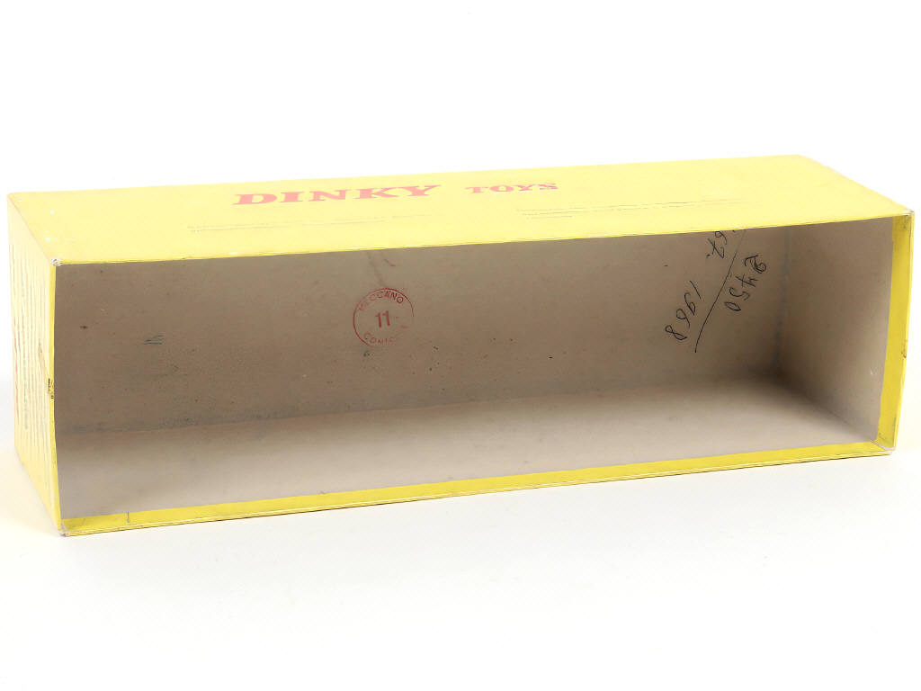 Lot 362 - DINKY TOYS (FRANCE) (1)