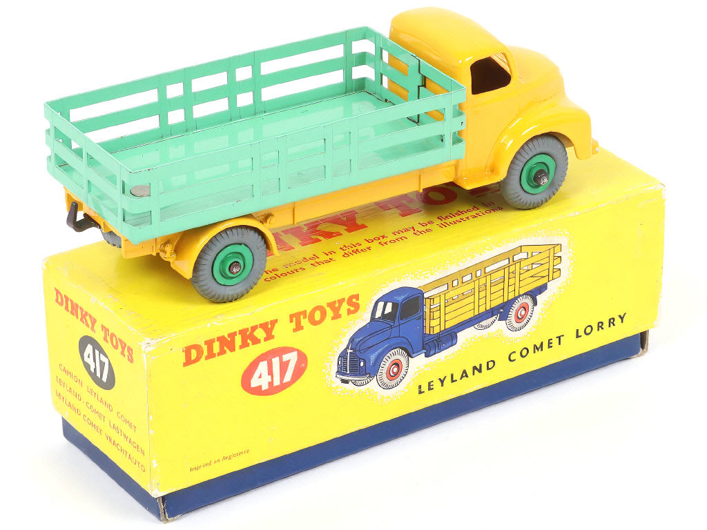 Lot 209 - DINKY TOYS (GB) (1)