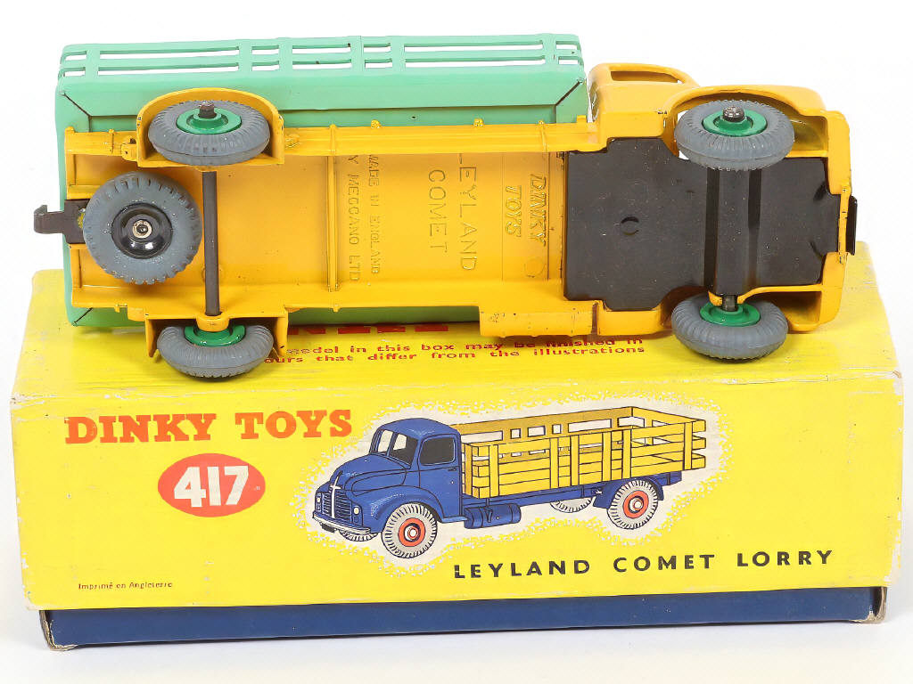 Lot 209 - DINKY TOYS (GB) (1)
