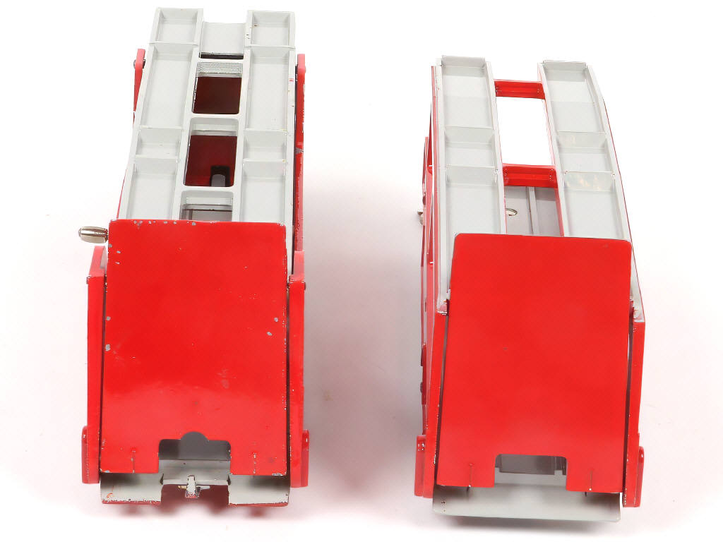 Lot 225 - DINKY TOYS (GB) (3)