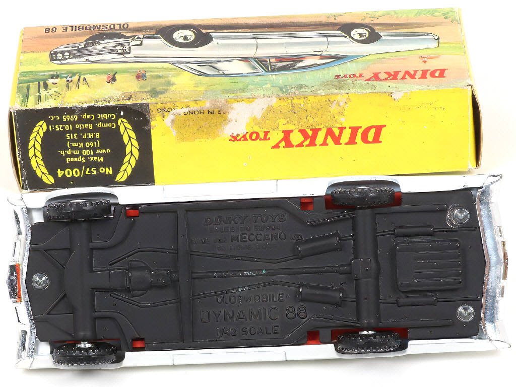 Lot 202 - DINKY TOYS (GB) (1)