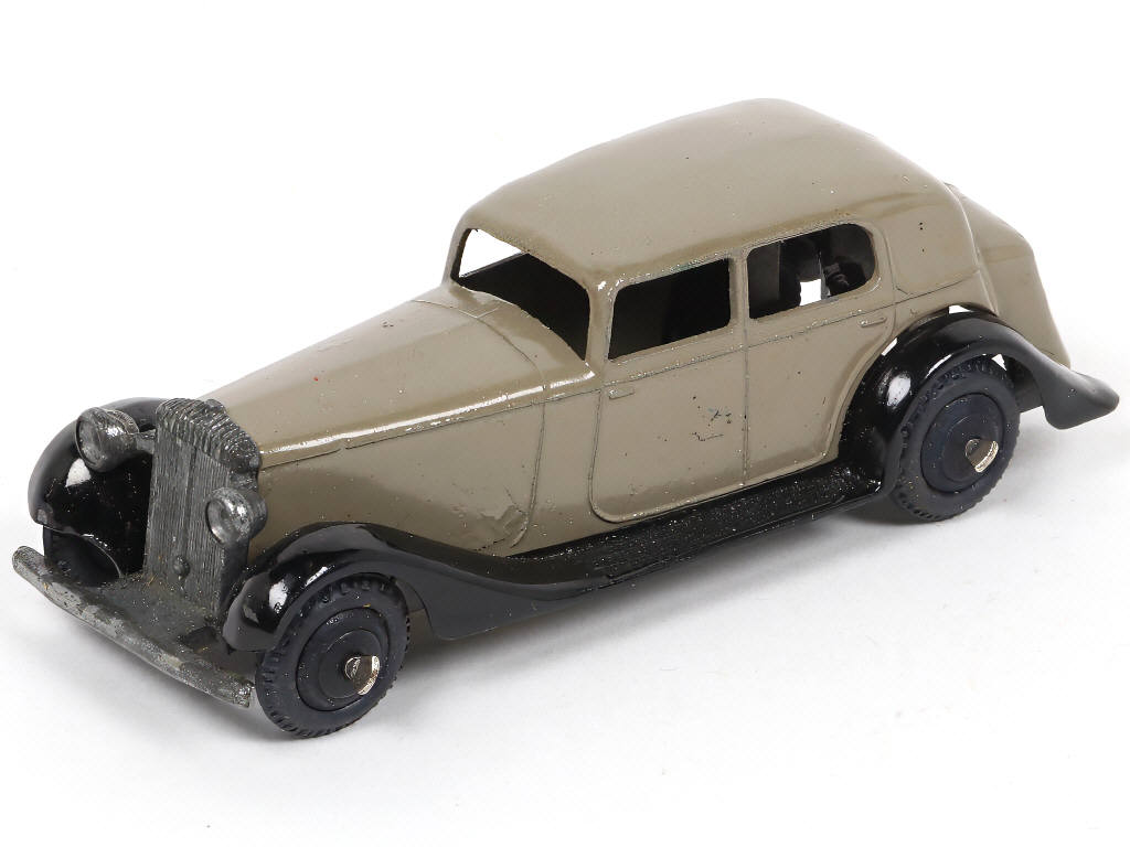 Lot 161 - DINKY TOYS (GB) (1)