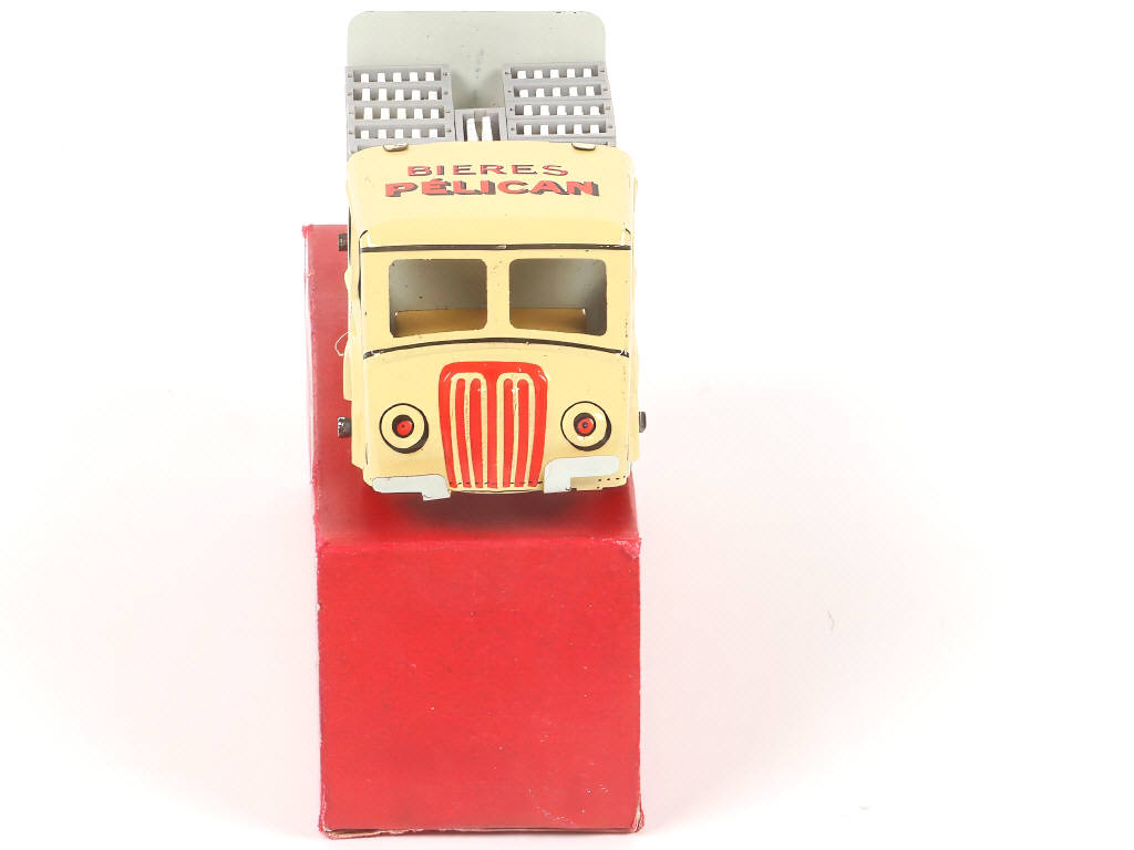 Lot 150 - POLICHINELLE (FRANCE) (1)