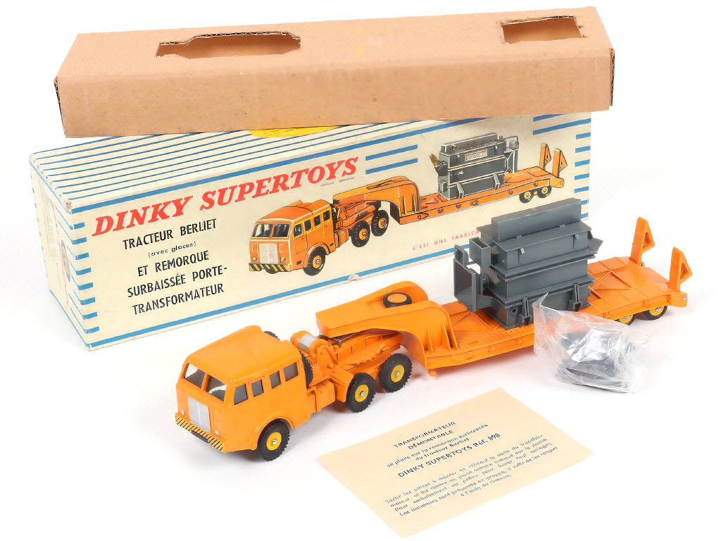 Lot 364 - DINKY TOYS (FRANCE) (1)