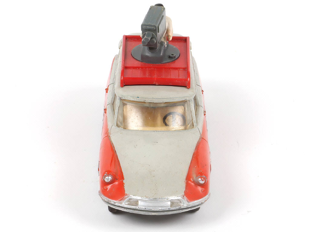 Lot 275 - DINKY TOYS (FRANCE) (1)