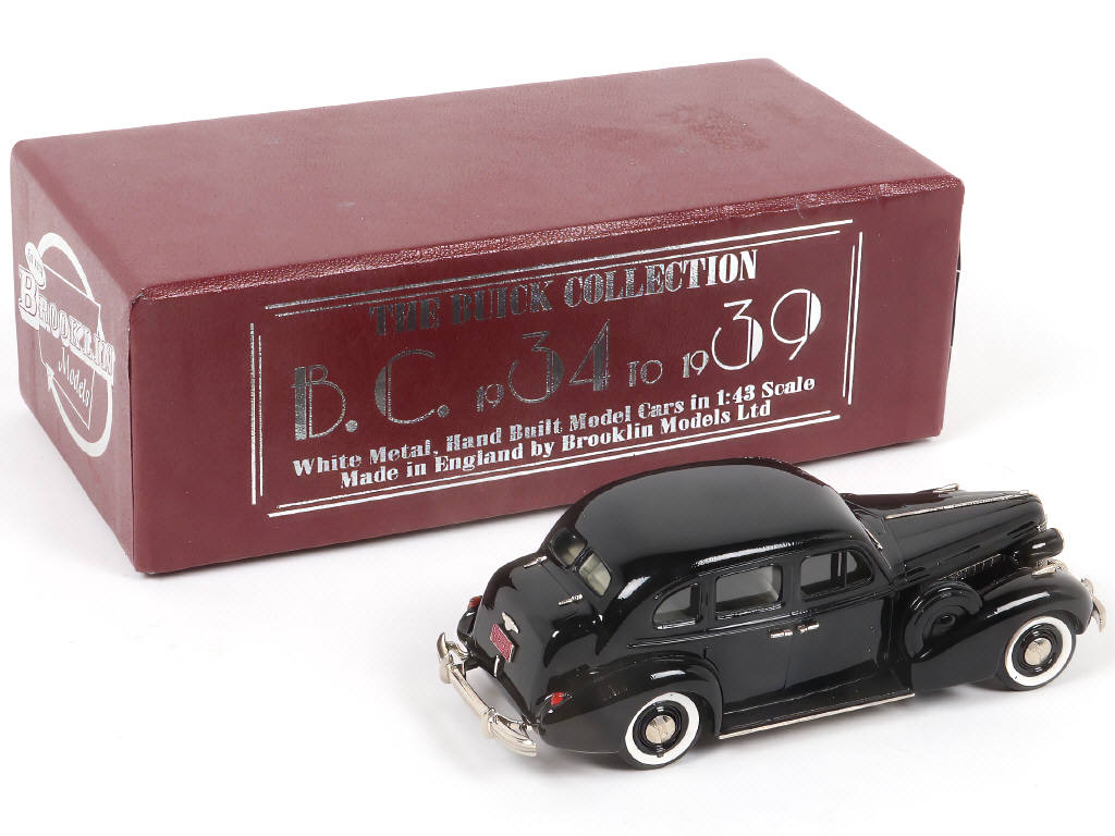 Lot 71 - BROOKLIN MODELS (GB) (1)