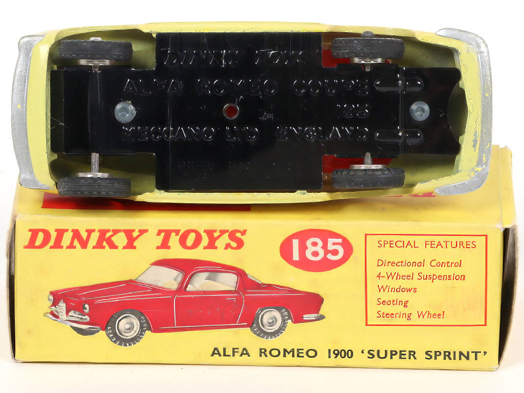 Lot 199 - DINKY TOYS (GB) (1)