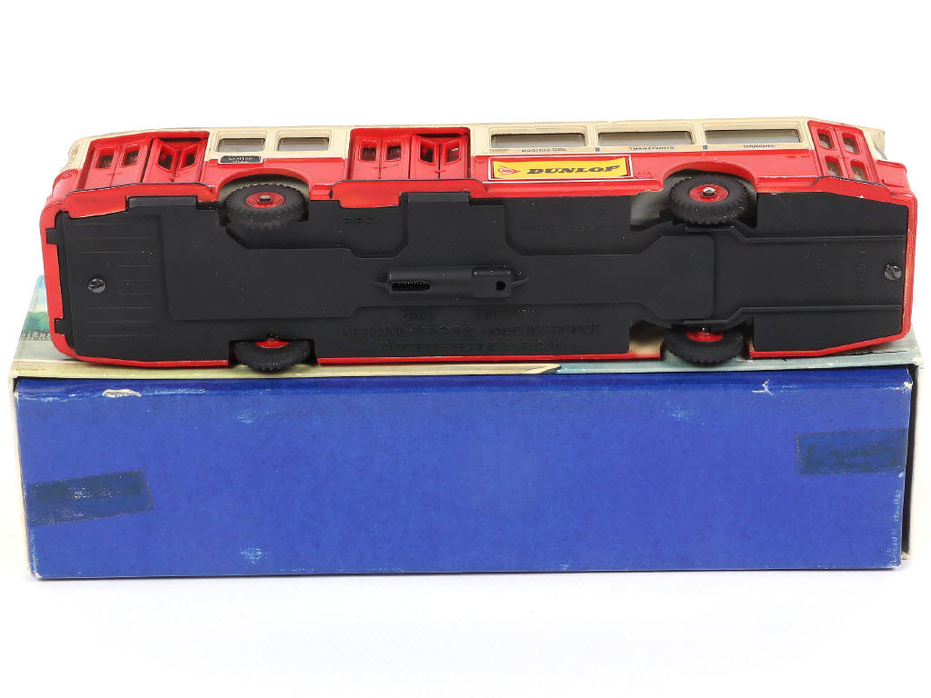 Lot 367 - DINKY TOYS (FRANCE) (1)