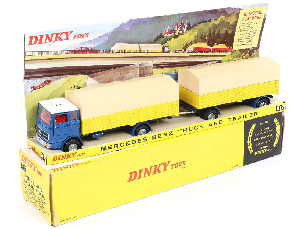 Lot 234 - DINKY TOYS (GB) (1)