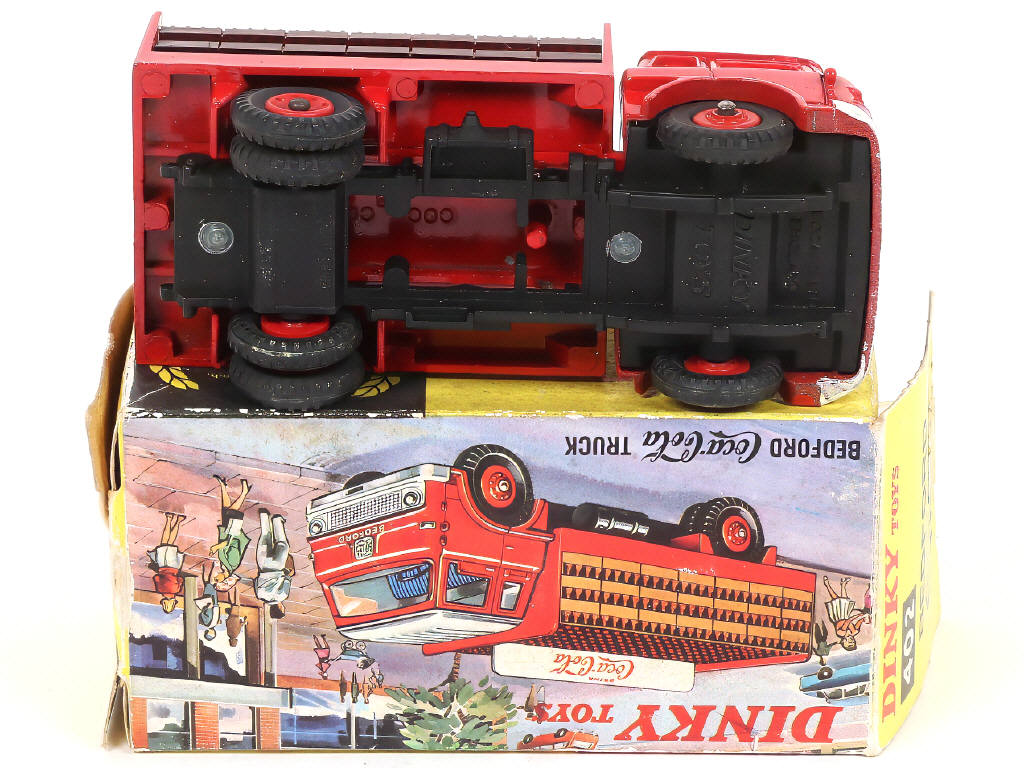 Lot 233 - DINKY TOYS (GB) (1)