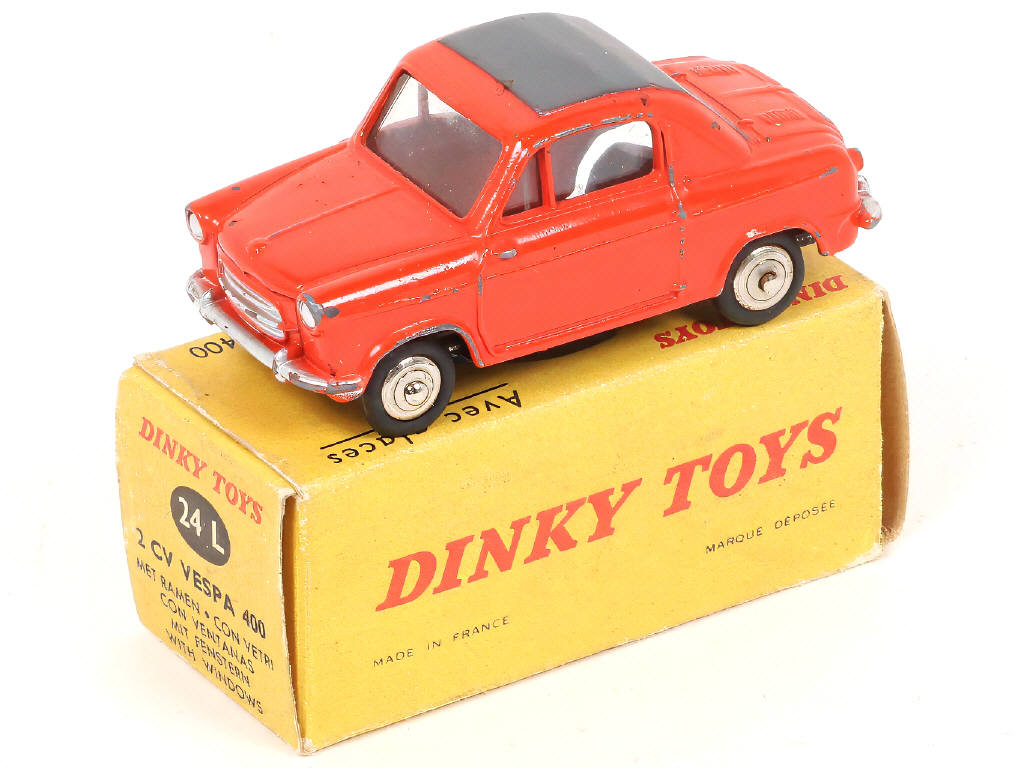Lot 290 - DINKY TOYS (FRANCE) (1)