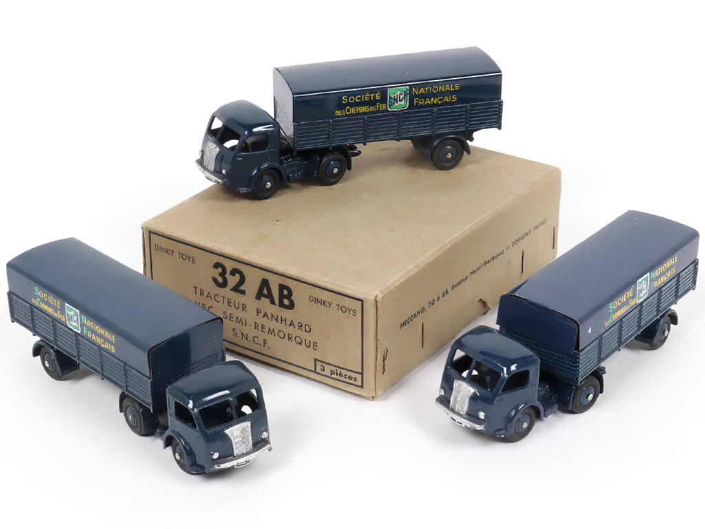 Lot 365 - DINKY TOYS (FRANCE) (1)