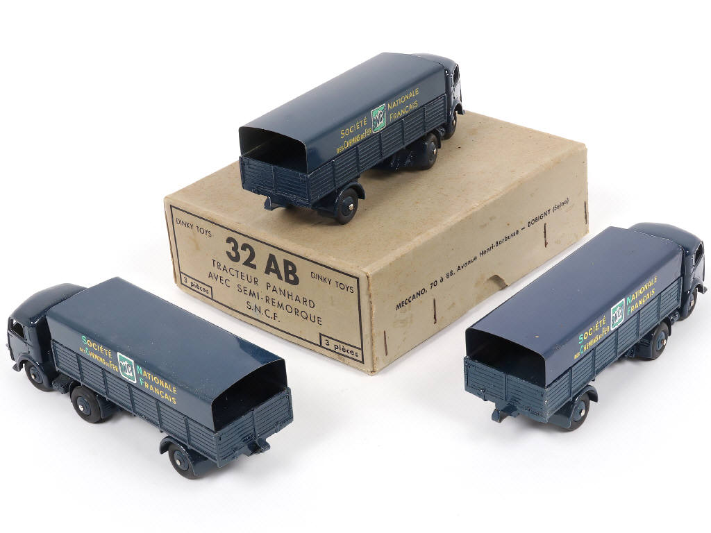 Lot 365 - DINKY TOYS (FRANCE) (1)