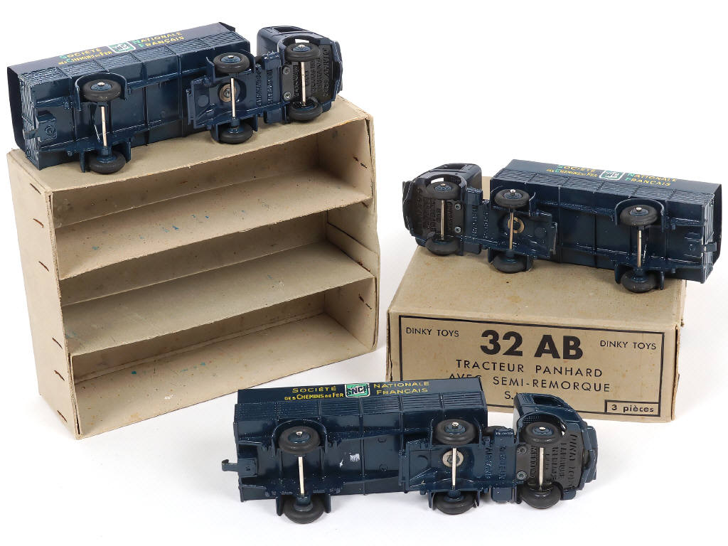 Lot 365 - DINKY TOYS (FRANCE) (1)