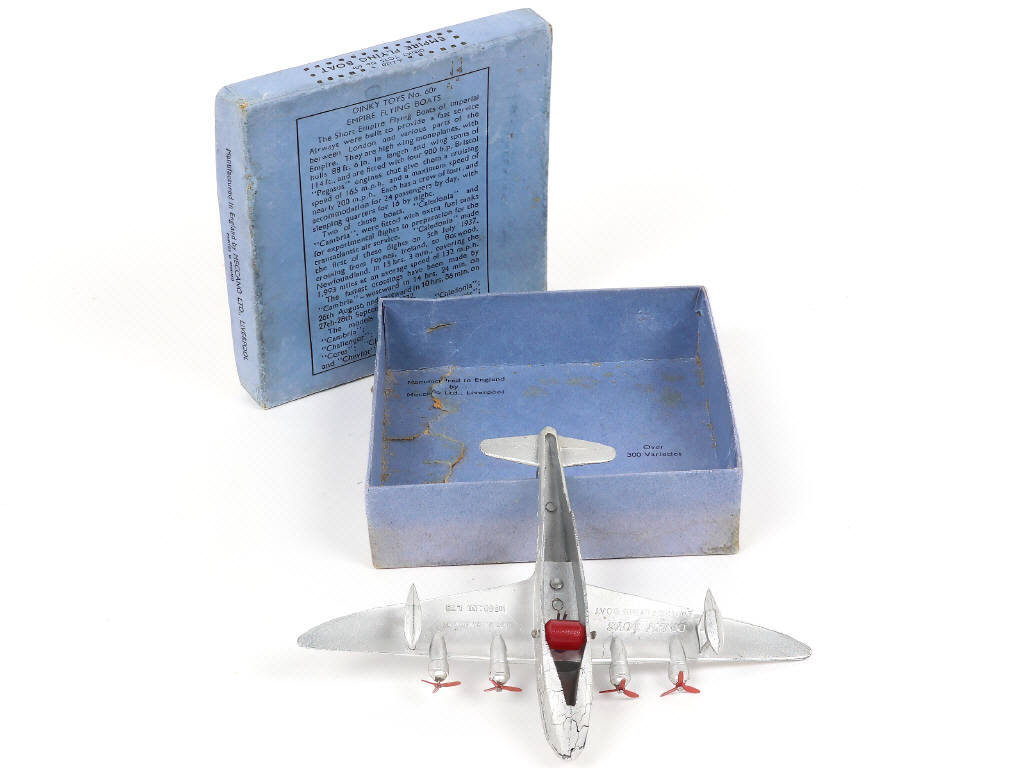 Lot 239 - DINKY TOYS (GB) (1)