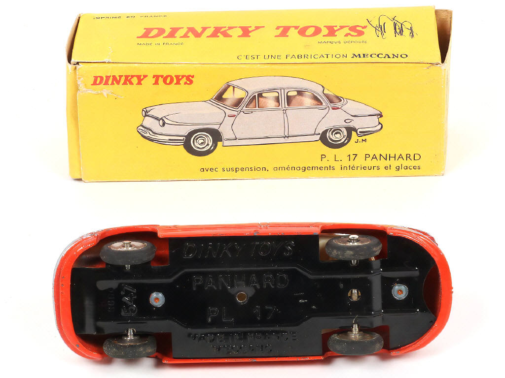Lot 310 - DINKY TOYS (FRANCE) (1)